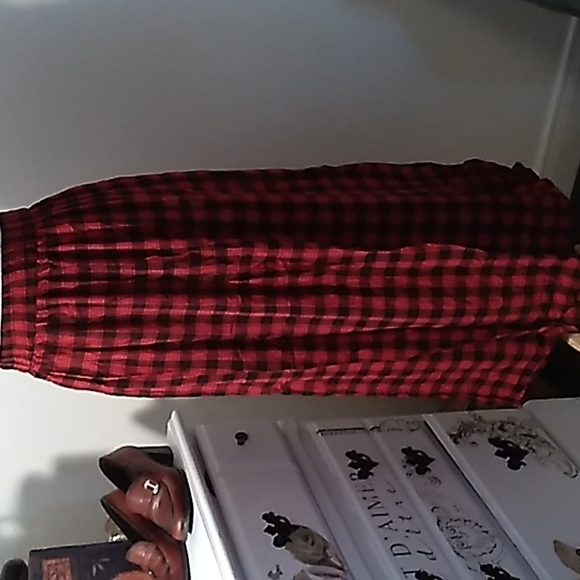 Vintage red black Buffalo plaid a line skirt Celtic Tartan Scottish - Picture 1 of 3